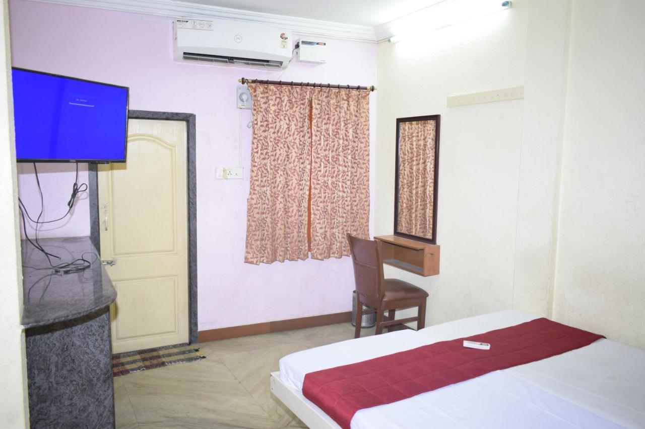 Pms Guest House Pondicherry Bagian luar foto