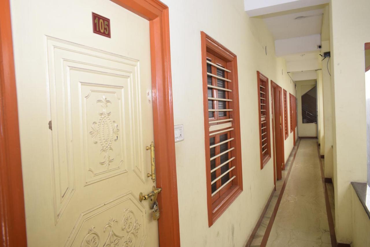 Pms Guest House Pondicherry Bagian luar foto